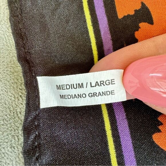 "Creature of the Night" Halloween Dog Bandanna | Pet Costume - Picture 4 of 4